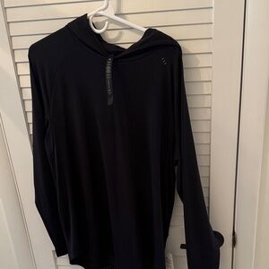 Men’s NWT Lululemon Black Long Sleeve hood size L